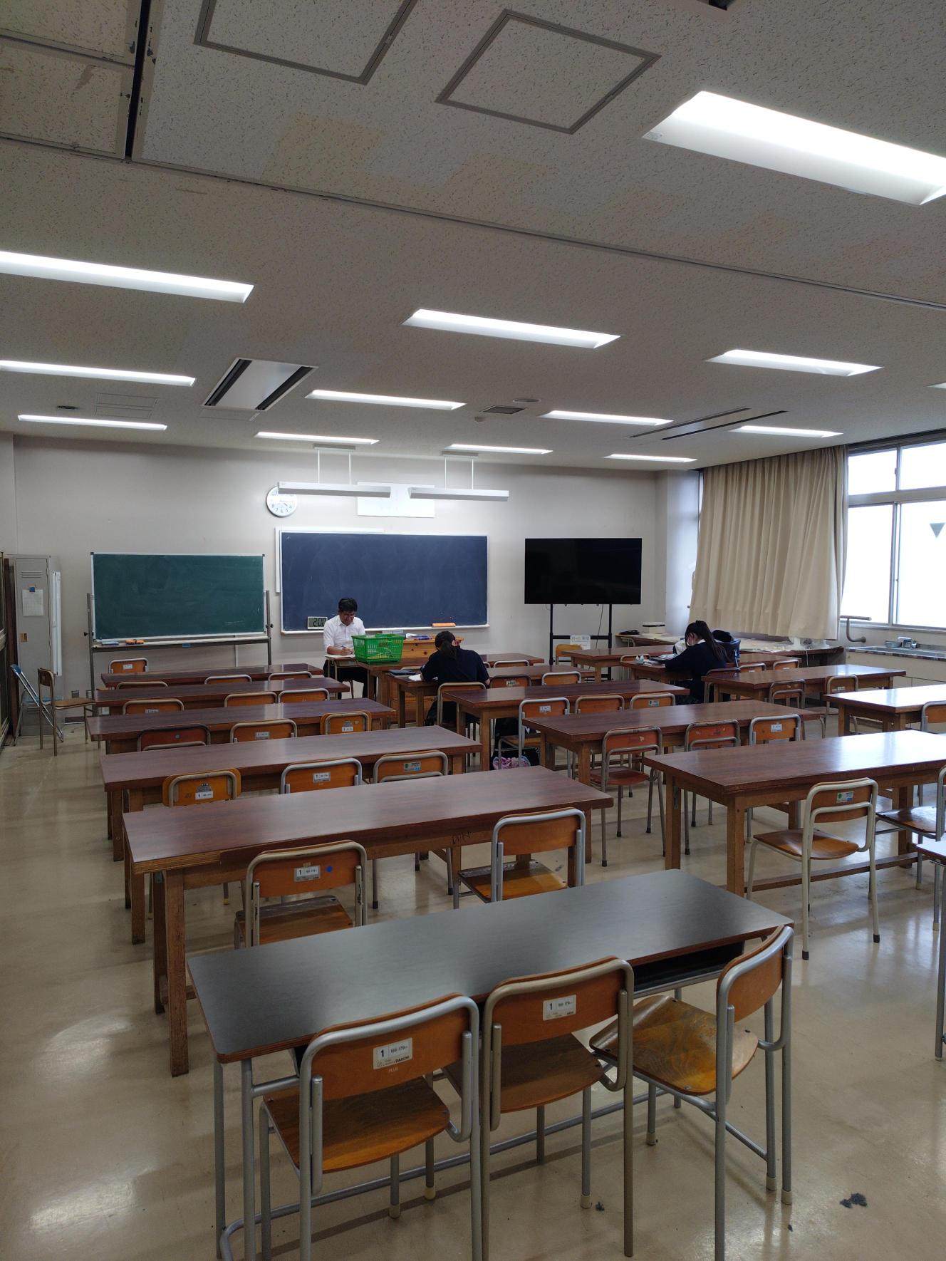 メディア (4) 2